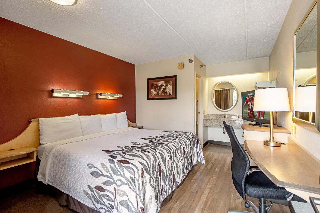 Red Roof Inn Charleston West - Hurricane, Wv Teays Valley Extérieur photo