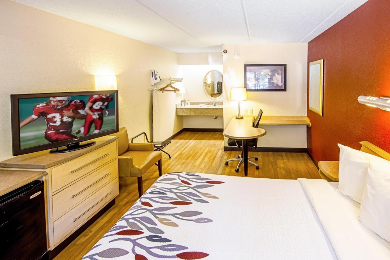 Red Roof Inn Charleston West - Hurricane, Wv Teays Valley Extérieur photo